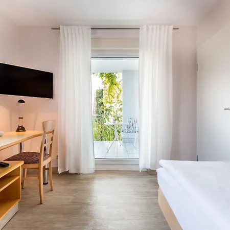 فندق Am Rokokogarten 3*